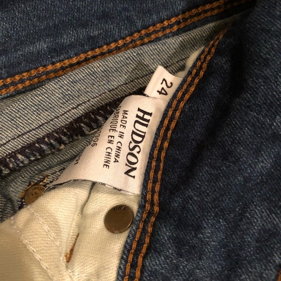 Size 24 Hudson Jeans - Picture 4 of 6